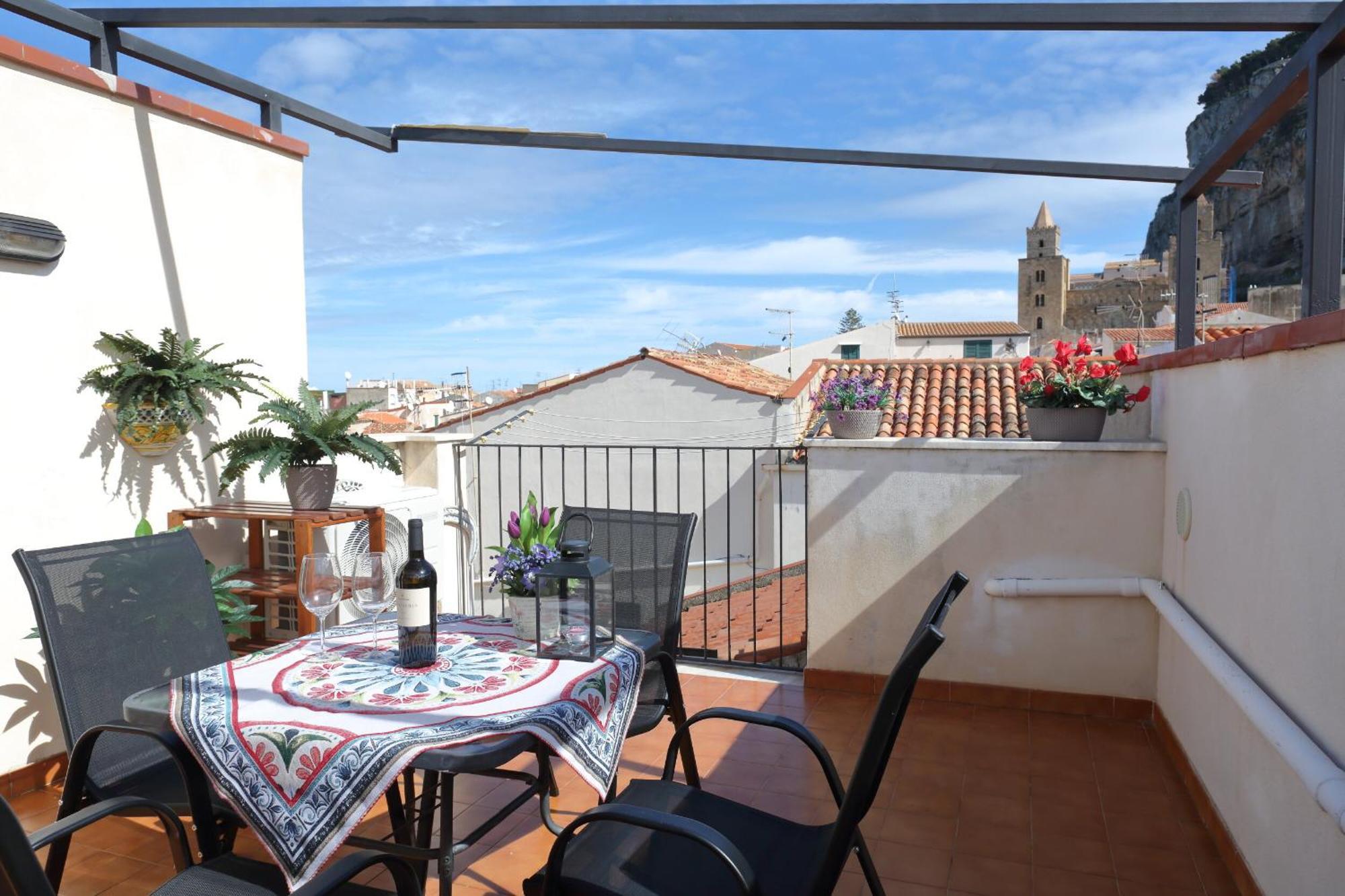 Terrazza Del Cortile - By Vacation Service Cefalù Exterior foto